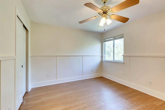 Building Photo - 3735 Castle Rock Dr
