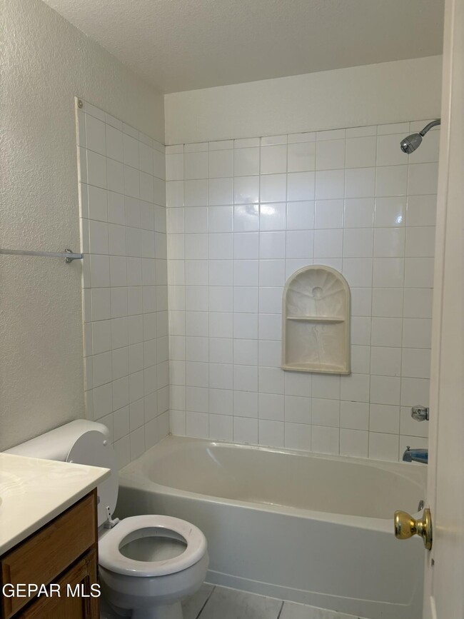 Building Photo - 11812 Kings Arms Ct