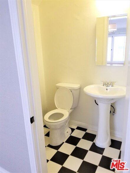 Building Photo - 329 N Ogden Dr