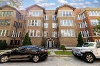 Building Photo - 4722 S Ingleside Ave