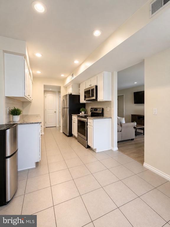 Building Photo - 20220 Shipley Terrace