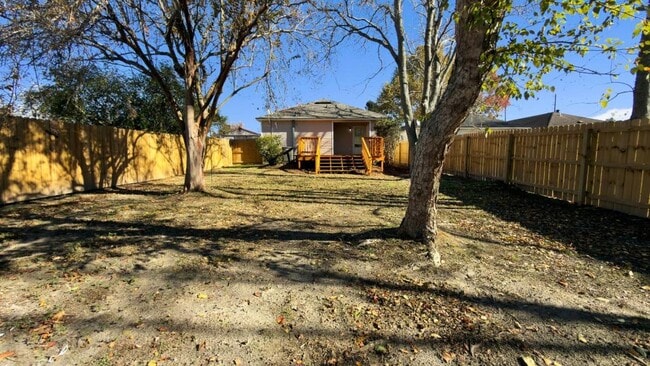 Building Photo - 3713 Mulligan Rd