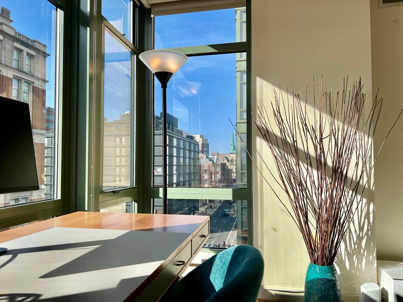 Building Photo - 1150 K St NW