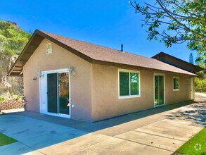 Building Photo - Beautiful, Single Story, Private Entry, De...