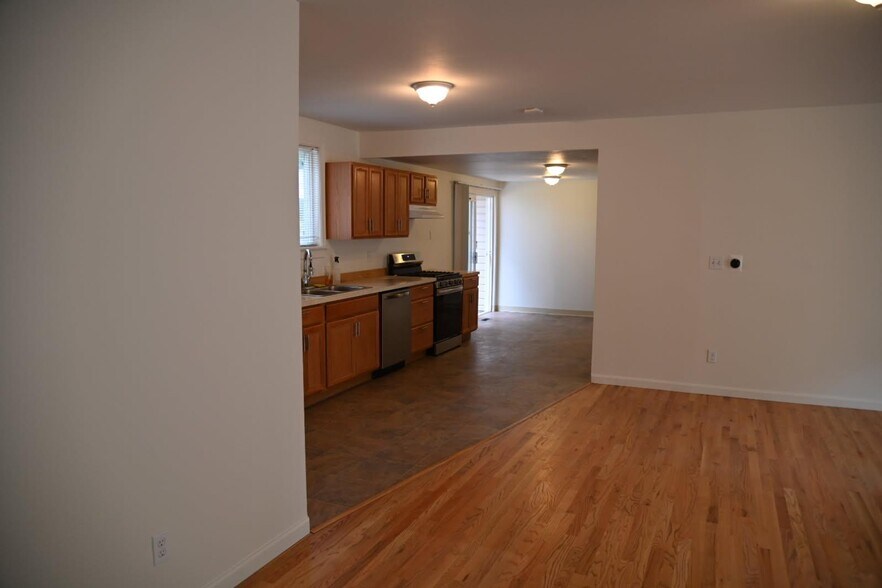 Kitchen and living room - 8410 North Way SW