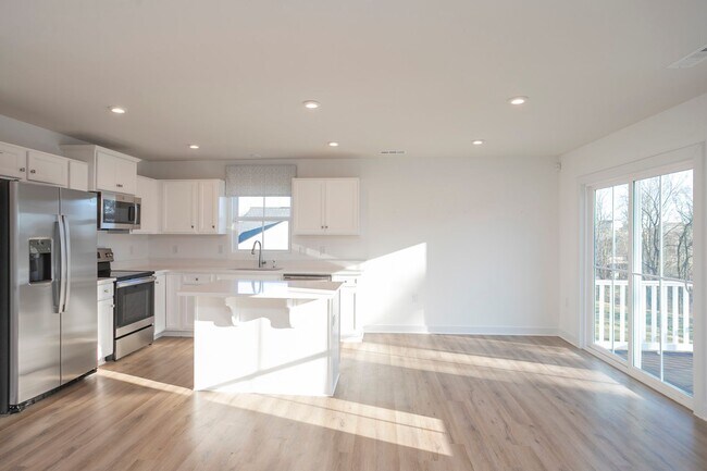 Building Photo - Beautiful One Level Home in Columbia!