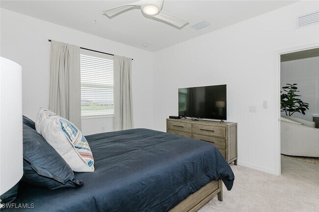 Building Photo - 5555 Double Eagle Cir