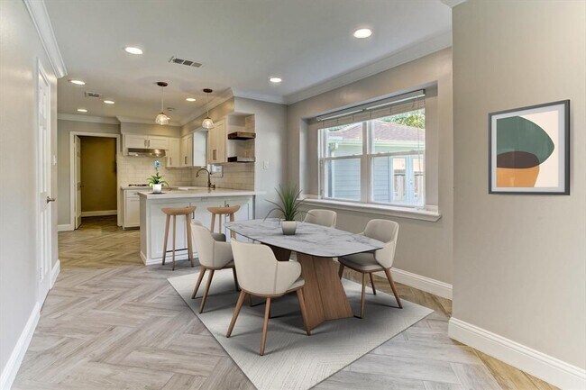 Building Photo - 10806 Wickersham Ln