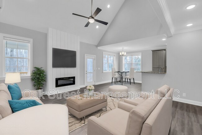 Building Photo - 2955 Corral Rd