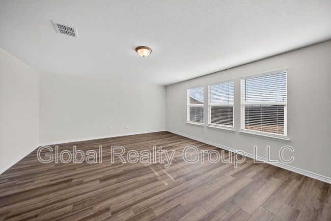 Building Photo - 11234 Amberina