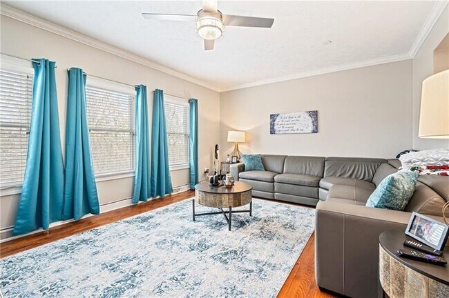 Building Photo - 143 Aberdeen Dr