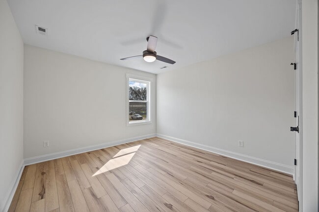 Building Photo - 1020 Gibson Rd