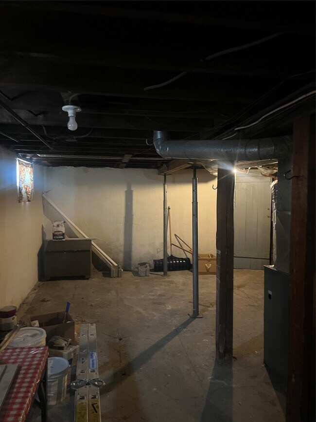 Building Photo - 208 S Liberty Ave