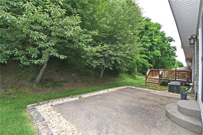 Building Photo - 2291 Flint Dr