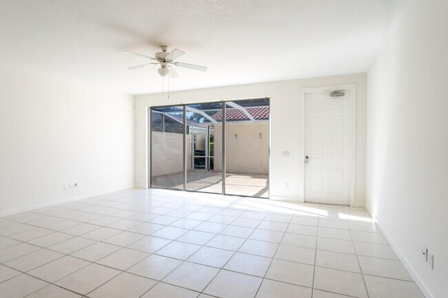 Building Photo - 186 Soriano Dr