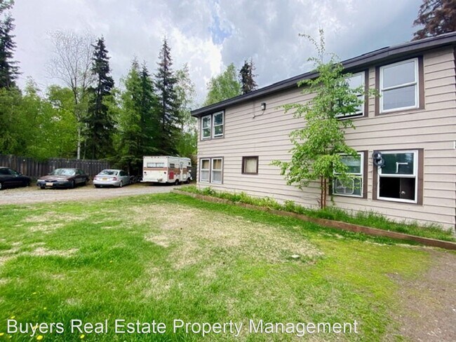 Building Photo - 8414 Duben Ave