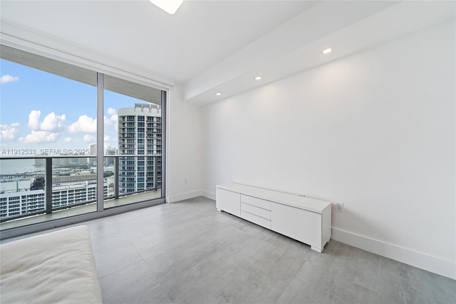 Building Photo - 488 NE 18th St