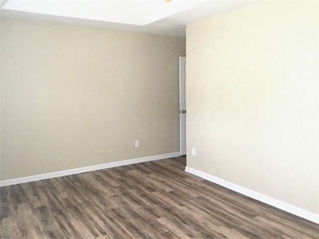 Building Photo - 581 Winborne Ave SW