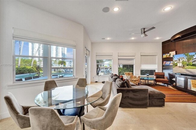 Building Photo - 1575 Windjammer Way