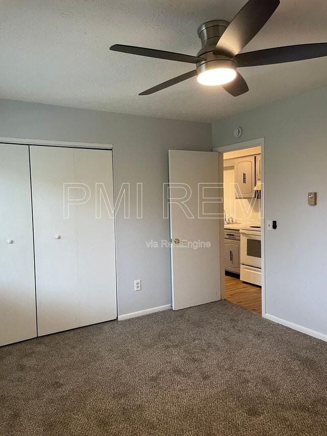 Building Photo - 1814 Whipple Ave NW