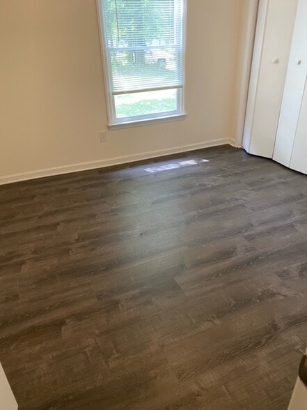 Building Photo - 1512 Kempsey Cir