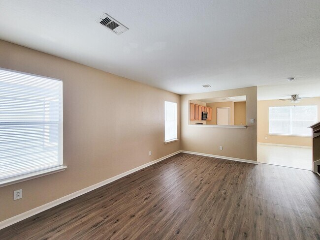 Building Photo - 8106 Arrington Forest Ln