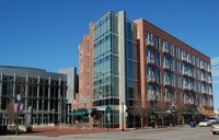 Building Photo - 221 Market St
