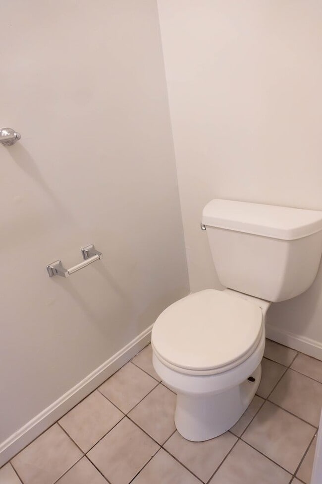 Building Photo - Charming Capitol Hill Home Near Lincoln Park – Modern Comfort Meets Historic Elegance