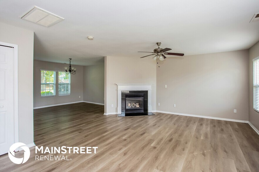 Building Photo - 3138 Buckleigh Dr