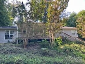 Building Photo - 25 Bluff Cove Rd