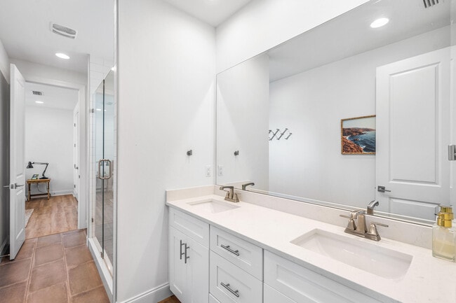 Building Photo - 229 Windrow Way