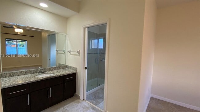 Building Photo - 15585 SW 178th Ln