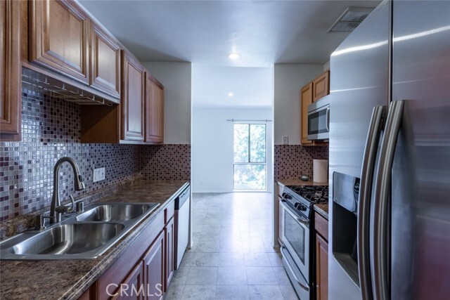 Building Photo - 15344 Weddington St