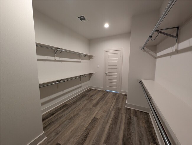 Building Photo - 4403 Abaco Ln