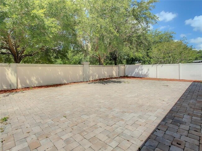 Building Photo - 5951 Desert Peace Ave