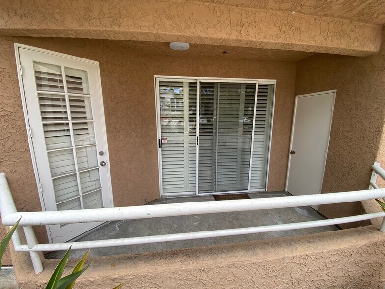 Building Photo - 3969 Mahaila Ave