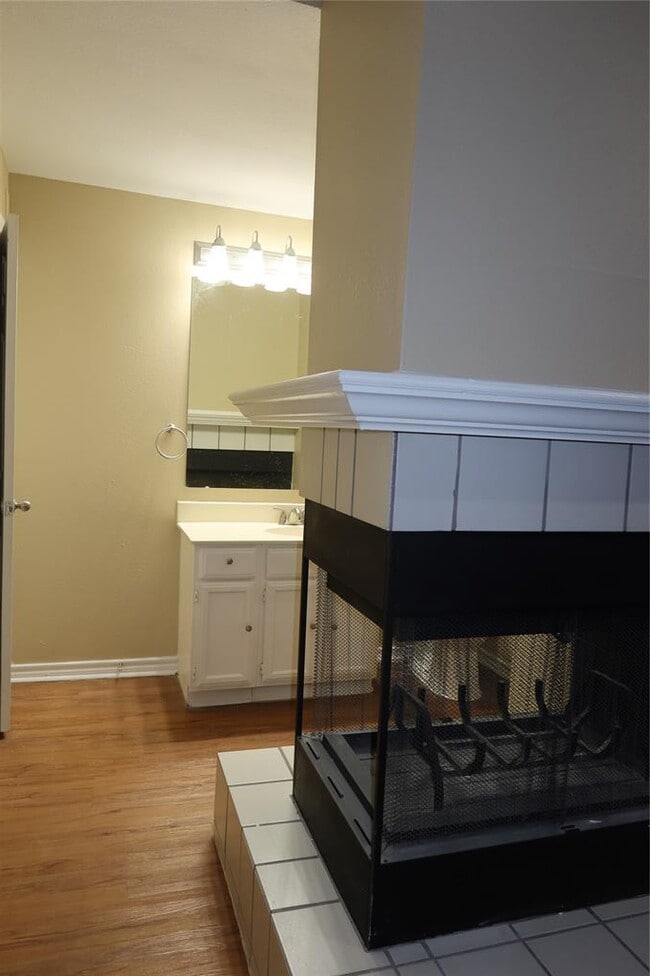 Building Photo - 6804 N Capital of Texas Hwy