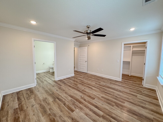 Building Photo - 301A Frieght Train Trl