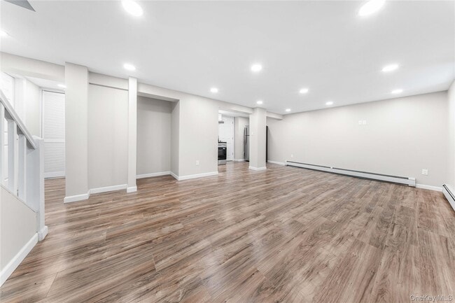 Building Photo - 1066 Russell St