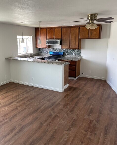 Building Photo - 12342 Flagstone Pl