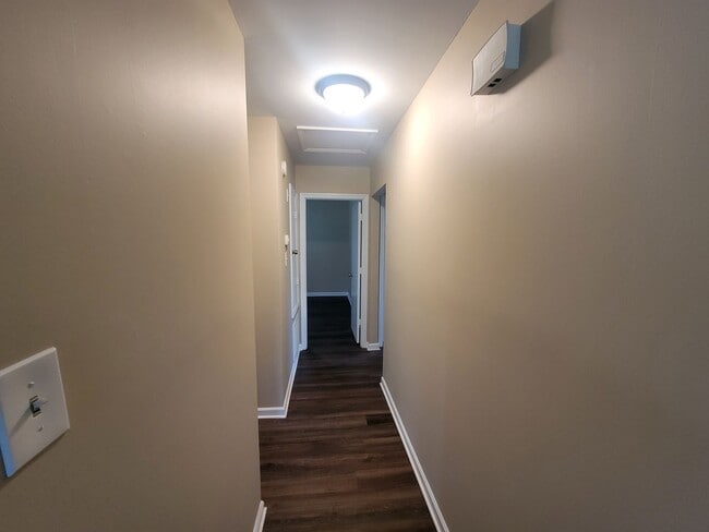 Building Photo - ~103 Blue Court