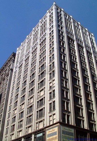 Primary Photo - 8 W Monroe St