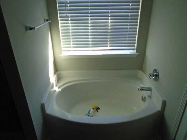 Building Photo - Village at Rockfish!  Beautiful Home in cul-de-sac available!!