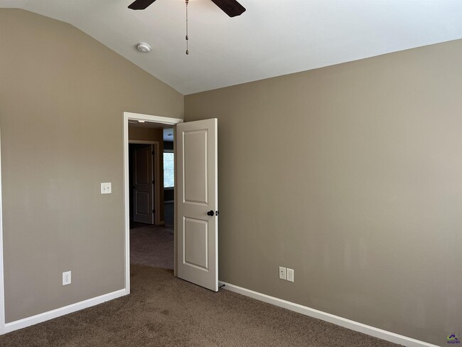 Building Photo - 104 Jared Court