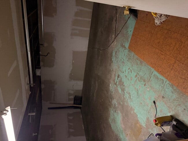 Building Photo - 1367 Burnham Ave