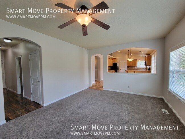 Building Photo - 3618 N Alexis Way