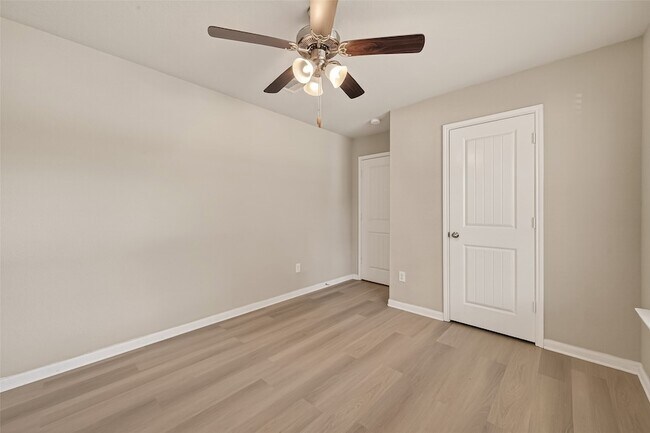Building Photo - 12623 City Village Ln