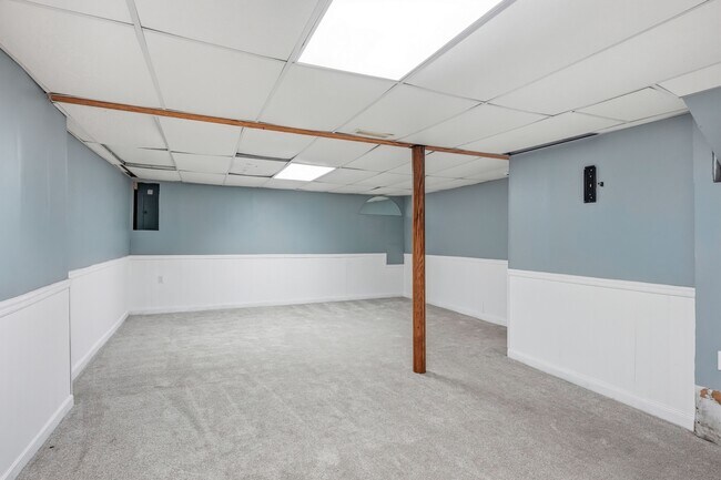 Building Photo - 586 Taylor St