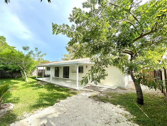 Building Photo - 13971 SW 112th St