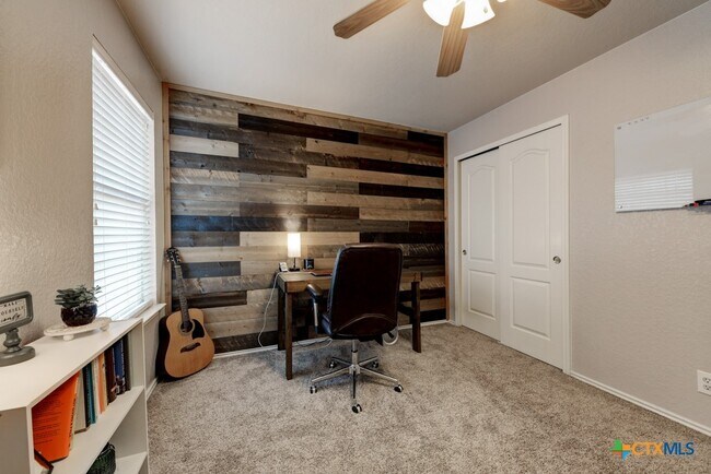Building Photo - 2377 Carson Loop